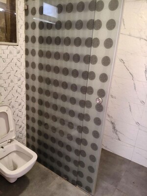 Bathroom in 4 BHK Apartment at 42 Parkview, Science City – for Rent