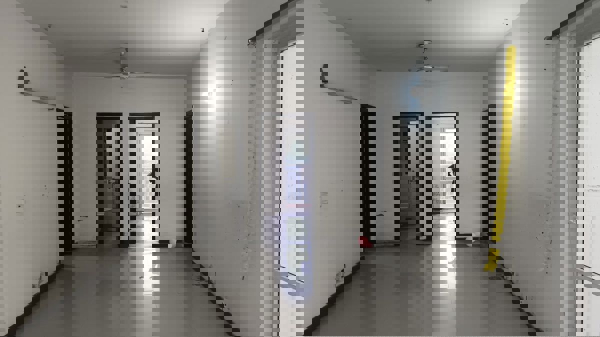 3.5 BHK + Servant Room 2032 Sq.Ft. Apartment in BPTP Park Grandeura