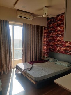 2 BHK Apartment For Rent in Omkar Alta Monte