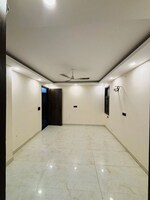 3 BHK 1350 Sq.Ft. Apartment in Vasant Apartment Mayur Vihar