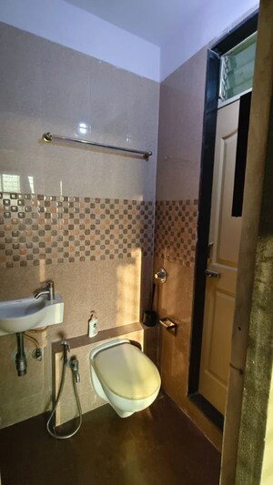 Bathroom in 2 BHK Apartment at Mahavir Tower Ghansoli, Ghansoli – for Rent