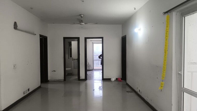 Room, bptp-park-grandeura 3.5 Bedroom 2032 Sq.Ft. Apartment In Sector 82 Faridabad 10264009
