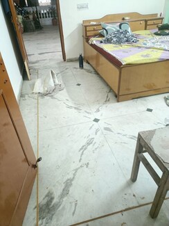 1 RkApartment For Rent in Arun Vihar Sector 37