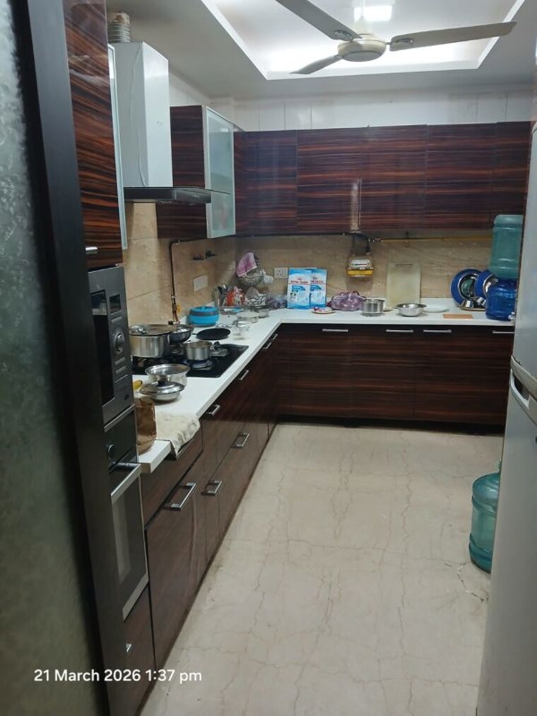 Kitchen, greater kailash part 3 3 Bedroom 225 Sq.Yd. Builder Floor In Greater Kailash Part 3 Delhi 10264080