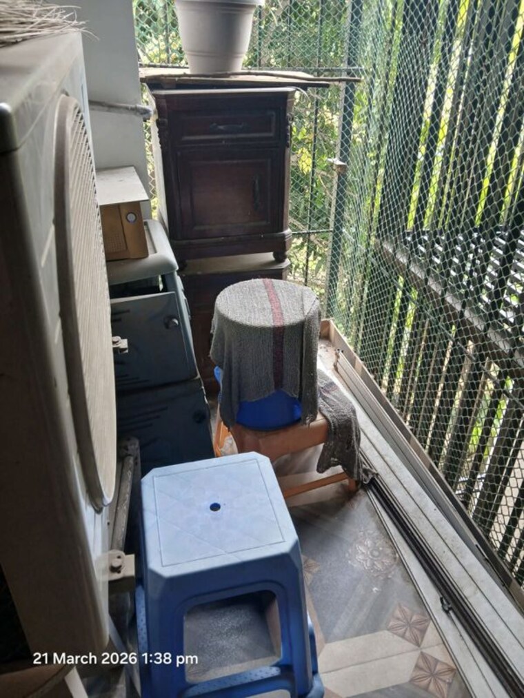 Balcony, greater kailash part 3 3 Bedroom 225 Sq.Yd. Builder Floor In Greater Kailash Part 3 Delhi 10264080