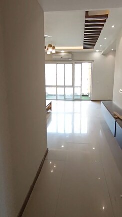 3.5 BHK + Pooja Room Apartment For Rent in BPTP Park Grandeura