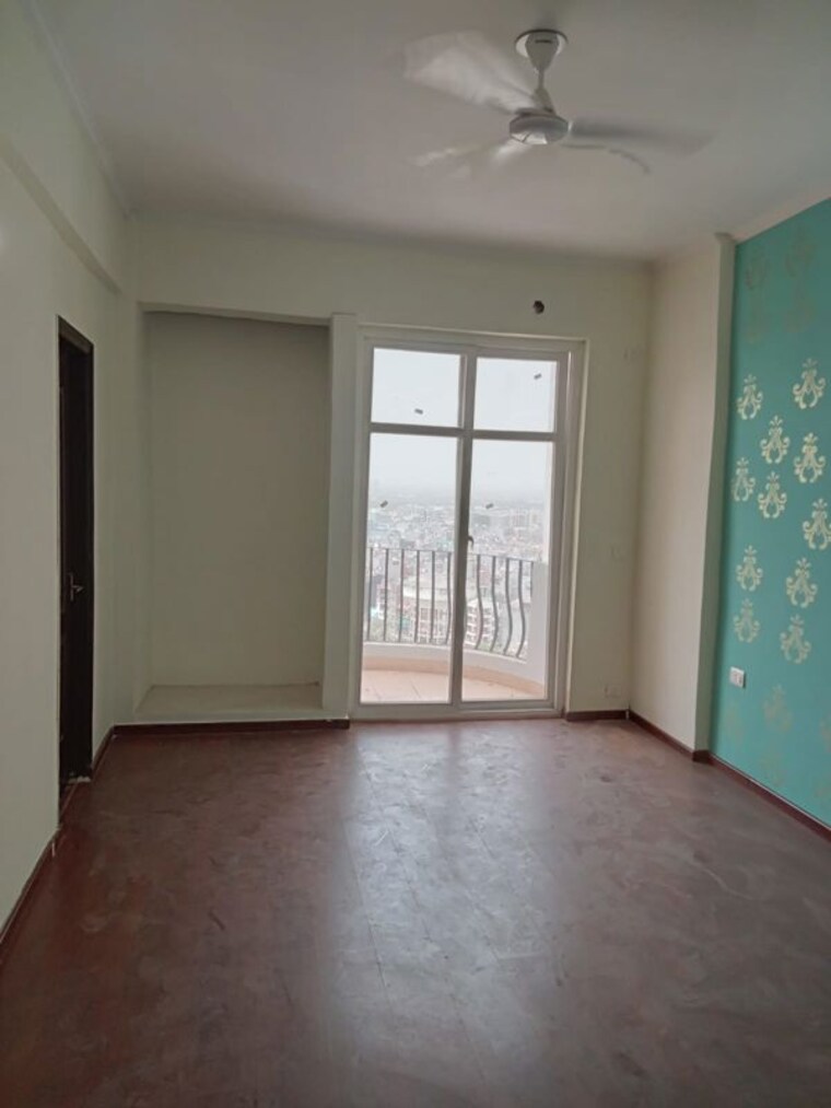 Room, amrapali-sapphire 5 Bedroom 6010 Sq.Ft. Apartment In Sector 45 Noida 10264020