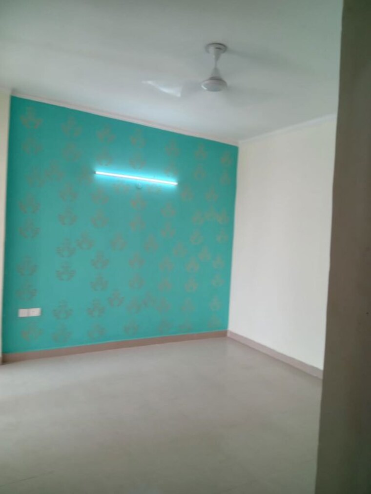 Room, amrapali-sapphire 5 Bedroom 6010 Sq.Ft. Apartment In Sector 45 Noida 10264020