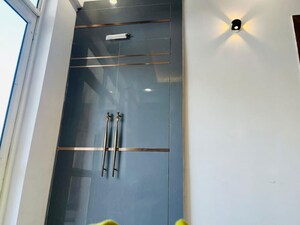 Furnished Amenities in 2 BHK Apartment at Suncity Avenue 76, Sector 76 – for Rent