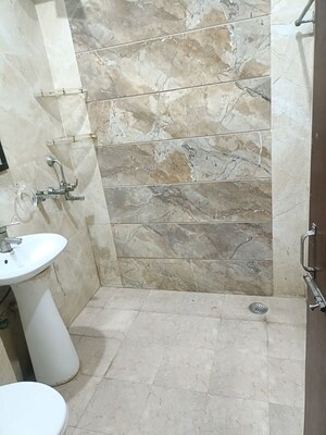 Bathroom in 1 RK Independent House at RWA Apartments Sector 39, Sector 39 – for Rent