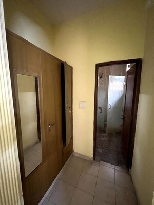 Building Lobby in 2 BHK Builder Floor at Hbh Colony – for Rent