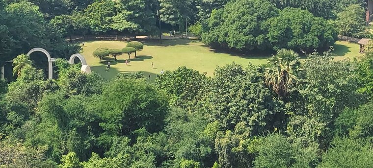 Garden, hiranandani-atlantis 2 Bedroom 1250 Sq.Ft. Apartment In Powai Mumbai 10264133