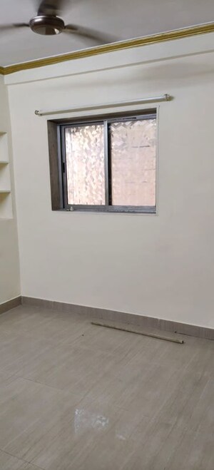 Room in 2 BHK Apartment at Shivam CHS Nerul, Nerul – for Rent