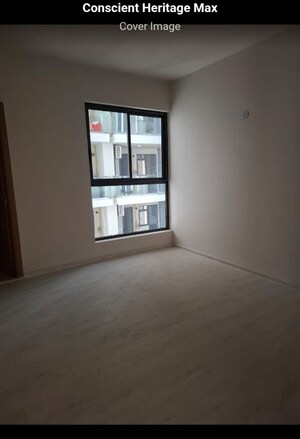 Room in 3 BHK Apartment at Conscient Heritage Max, Sector 102 – for Sale