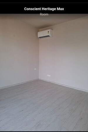 Room in 3 BHK Apartment at Conscient Heritage Max, Sector 102 – for Sale
