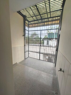 Room in 3 BHK Builder Floor at Greater Kailash I – for Rent