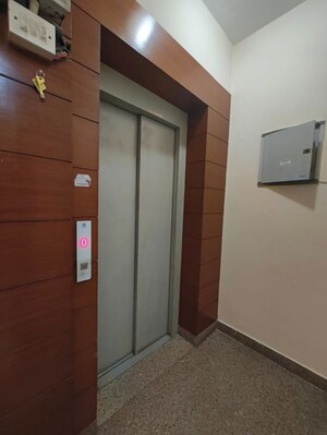 Building Lobby in 3 BHK Builder Floor at Greater Kailash I – for Rent