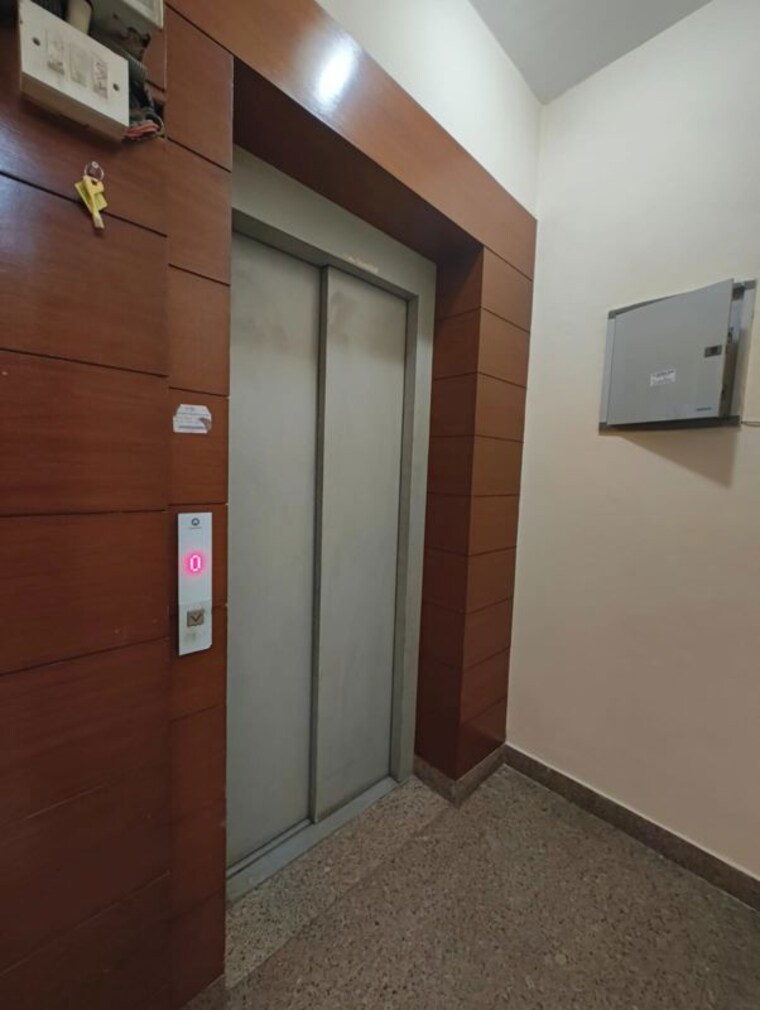 undefined, greater kailash i 3 Bedroom 208 Sq.Yd. Builder Floor In Greater Kailash I Delhi 10264168