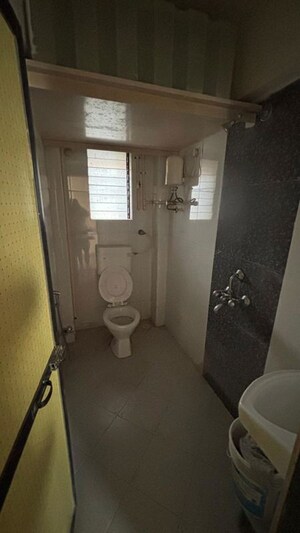 Bathroom in 2 BHK Apartment at Tardeo – for Sale