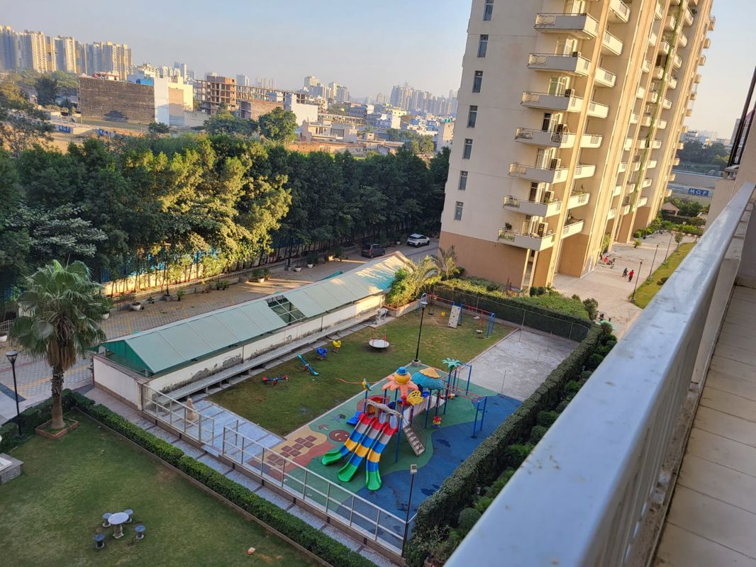 4 BHK + Servant Room 2812 Sq.Ft. Apartment in SS The Leaf