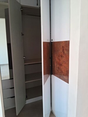 Furnished Amenities in 4 BHK Apartment at SS The Leaf, Sector 85 – for Rent