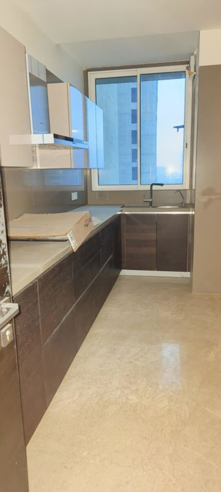 Kitchen, raheja-imperia 3 Bedroom 1760 Sq.Ft. Apartment In Worli Mumbai 10264205