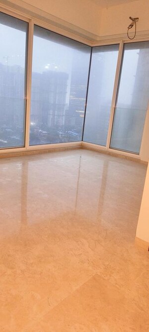 Room in 3 BHK Apartment at Raheja Imperia, Worli – for Sale