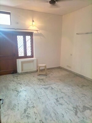 Room in 2 BHK Builder Floor at Greater Kailash I – for Rent