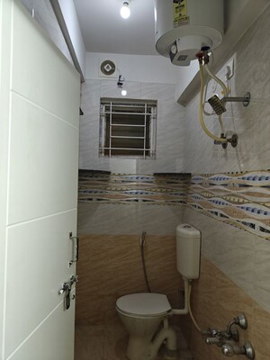 Bathroom in 1 BHK Apartment at Marathahalli – for Rent