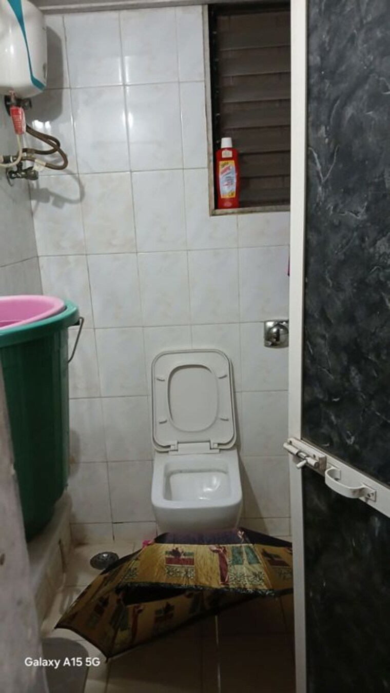 Bathroom, radha-govind 1 Bedroom 575 Sq.Ft. Apartment In Borivali East Mumbai 10264219