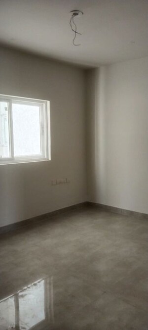 Room in  Showroom at Chanda Nagar – for Sale