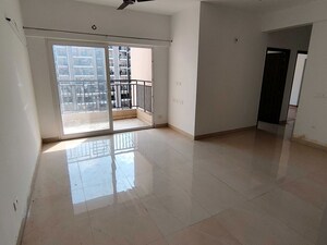 Room in 3 BHK Apartment at Ace Divino, Sector 1 Greater Noida – for Rent