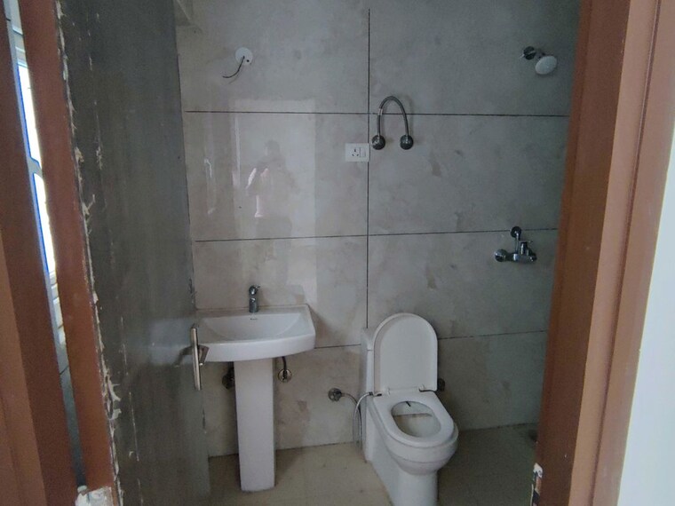 Bathroom, ace-divino 3 Bedroom 1565 Sq.Ft. Apartment In Sector 1 Greater Noida Greater Noida 9611495