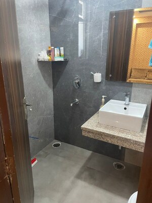 Bathroom in 3 BHK Apartment at Pir Machalla – for Rent