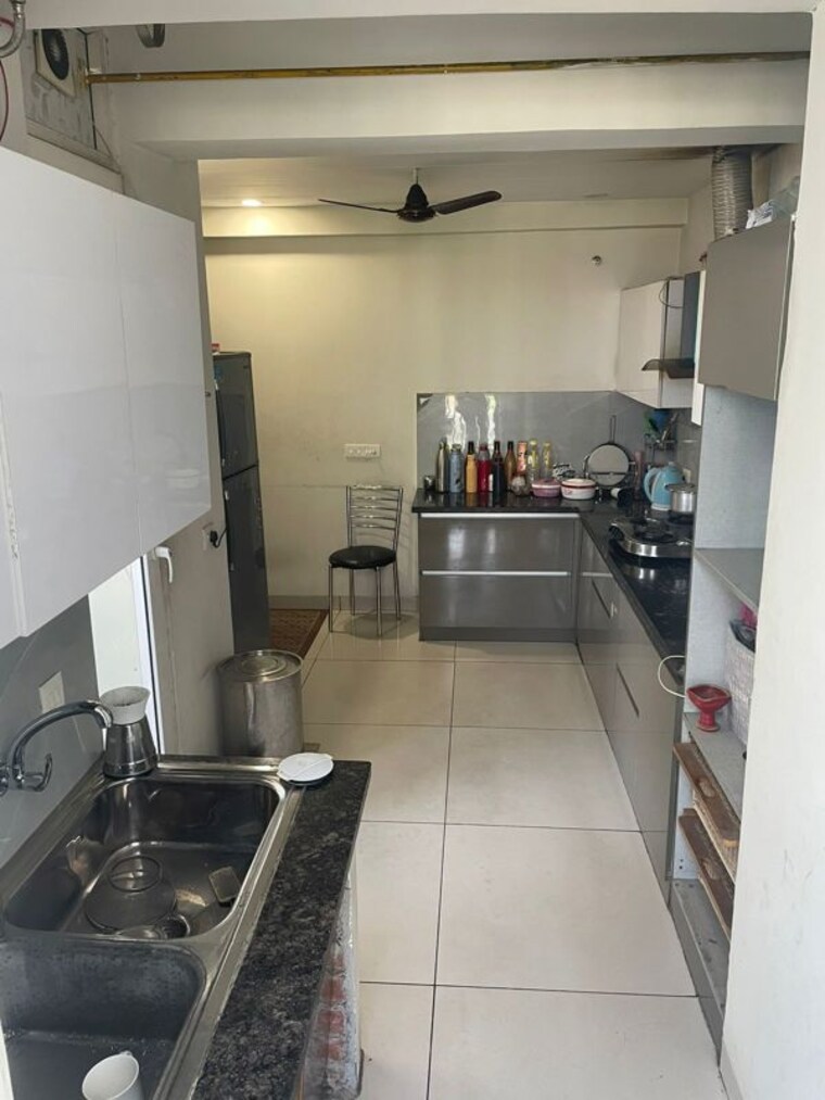 Kitchen, pir machalla 3 Bedroom 2000 Sq.Ft. Apartment In Pir Machalla Zirakpur 10264270