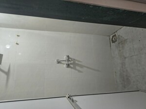 Bathroom in 1 BHK Apartment at Ghatkopar East – for Rent