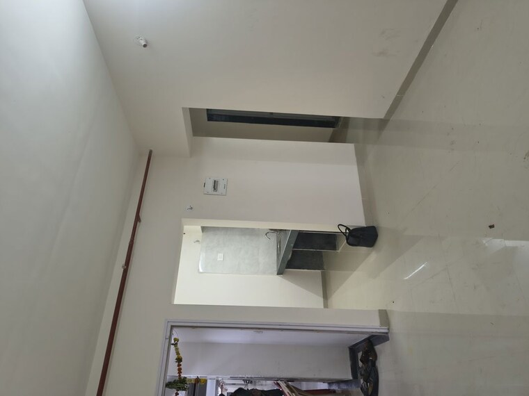Room, ghatkopar east 1 Bedroom 430 Sq.Ft. Apartment In Ghatkopar East Mumbai 10264265