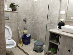 Bathroom in 3 BHK Builder Floor at SS Almeria, Sector 84 – for Sale