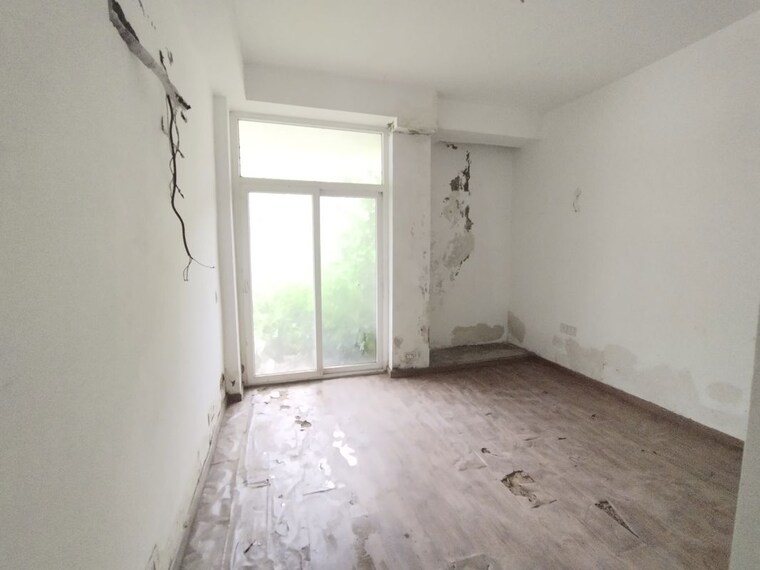 Room, ss-almeria 3 Bedroom 2000 Sq.Ft. Builder Floor In Sector 84 Gurgaon 9905925