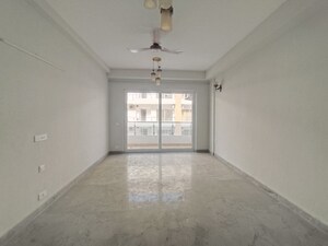 Room in 4 BHK Apartment at SS Linden, Sector 84 – for Sale