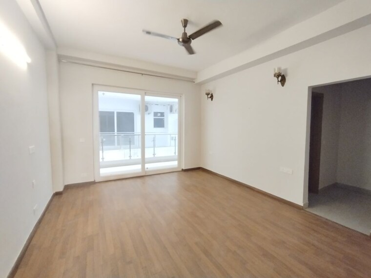 Room, ss-linden 4 Bedroom 2700 Sq.Ft. Apartment In Sector 84 Gurgaon 9907995