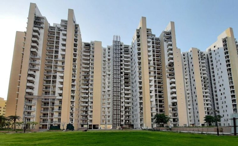 Exterior View, bptp-spacio 2 Bedroom 1079 Sq.Ft. Apartment In Sector 37d Gurgaon 10264268