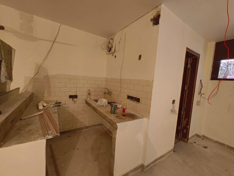 Kitchen, kalkaji 4 Bedroom 300 Sq.Yd. Builder Floor In Kalkaji Delhi 10264287