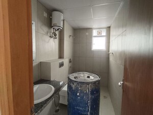 Bathroom in 4 BHK Builder Floor at S S City Floors, Sector 84 – for Rent
