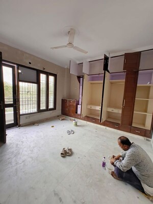 4 BHK Builder Floor For Rent in Kalkaji