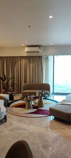 2 BHK + Servant Room Apartment For Sale in Alamdar Marine Palace