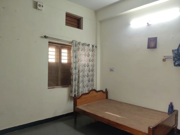 Room, lb nagar 4 Bedroom 2500 Sq.Ft. Independent House In Lb Nagar Hyderabad 10264374
