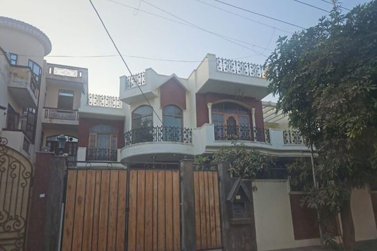 Exterior View, sector 16 a 6+ Bedroom 500 Sq.Yd. Independent House In Sector 16 A Faridabad 10251614