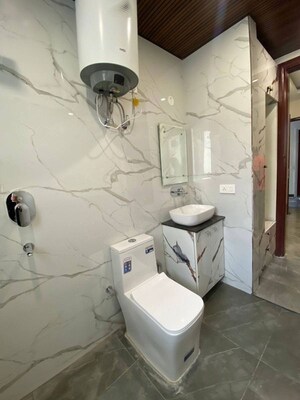 Bathroom in 1 BHK Apartment at Saket – for Rent