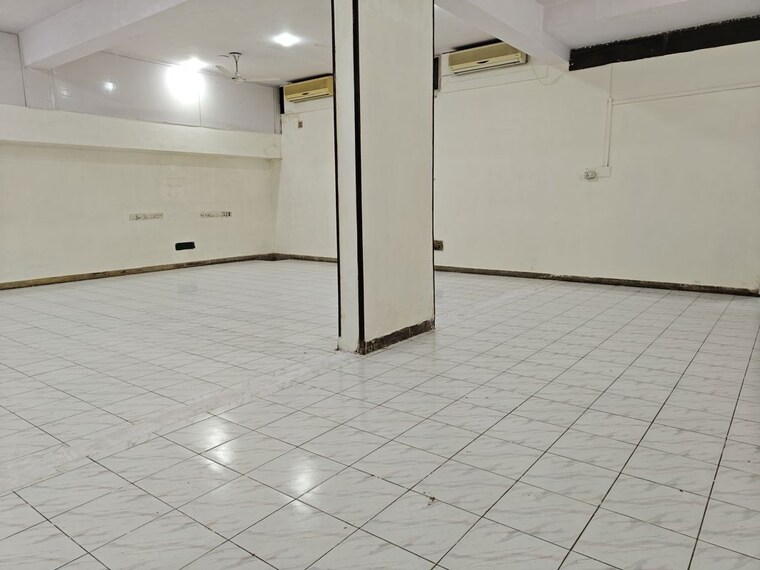 Team Area, safdarjung enclave Commercial Office Space 2000 Sq.Ft. In Safdarjung Enclave Delhi 10264320